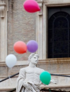 B8MvNbgIQAAFxxr.jpg-large