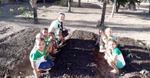 Escola municipal de Gurupi promove dia de cultivo de alimentos